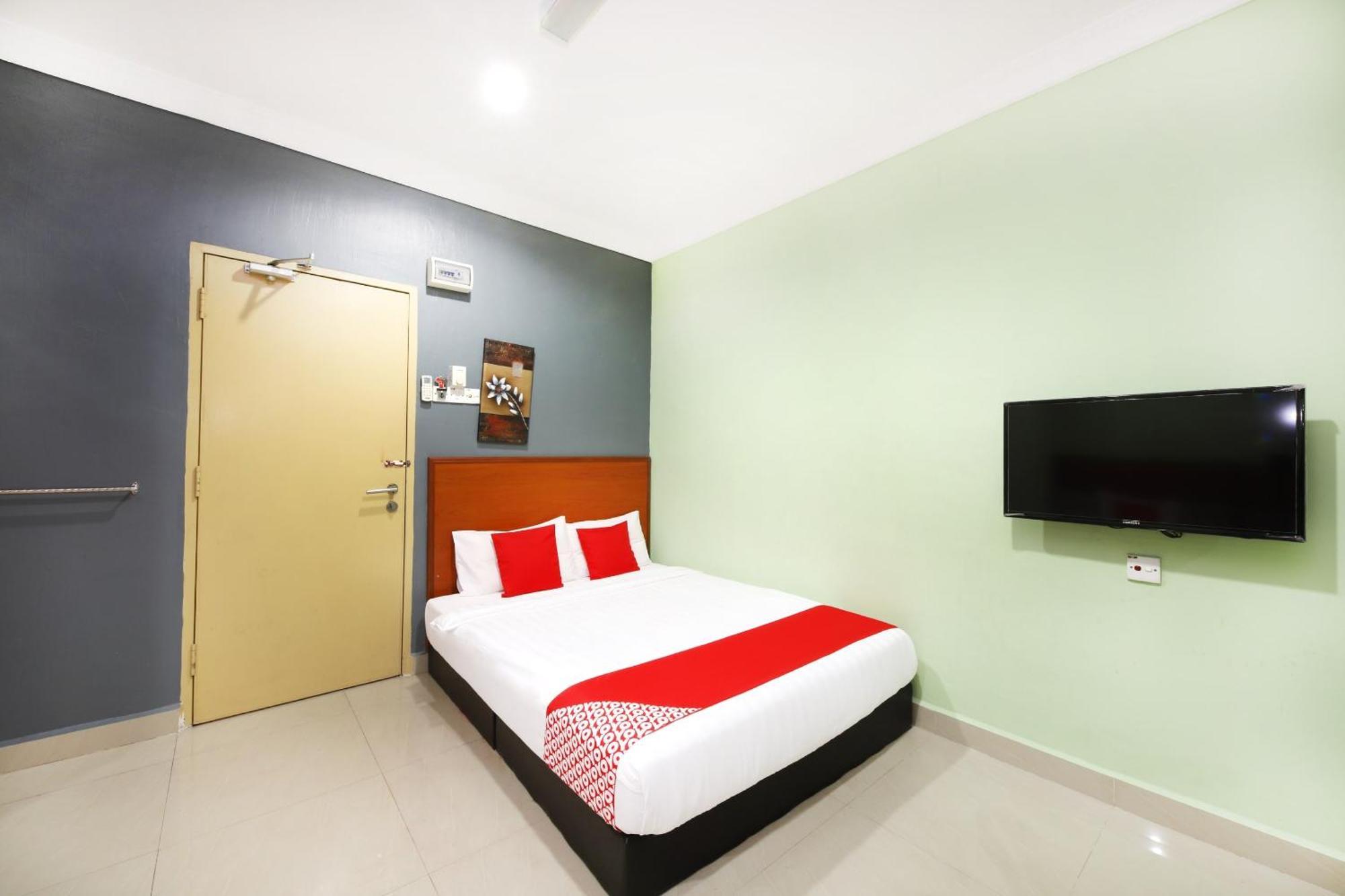 Super Oyo 720 Corridor Hotel 2 Pekan Exterior photo